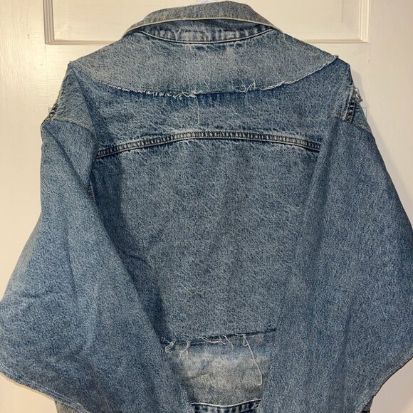 NWOT Levi’s 90s Trucker Jacket – Two-Tone Denim, Distressed - Picture 7 of 10